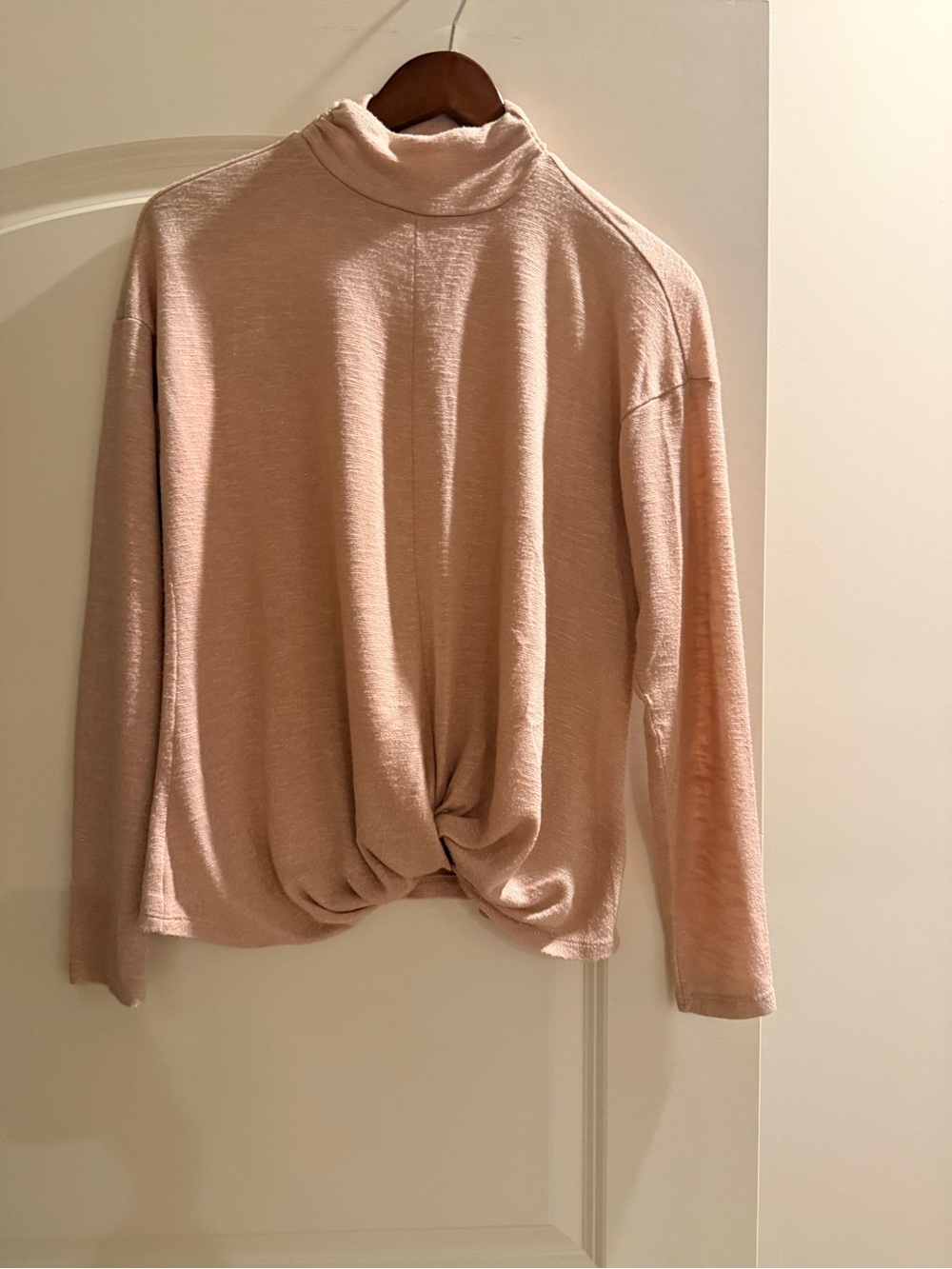 Jennifer Lopez Long-Sleeve Twist-Front Top - Blush Pink